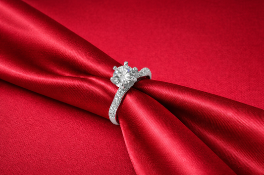 Silver Elevated Glittering Ring