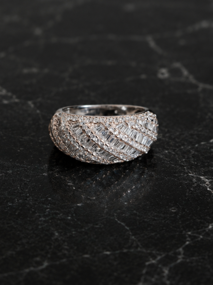 Royal Radiance Silver Female Ring
