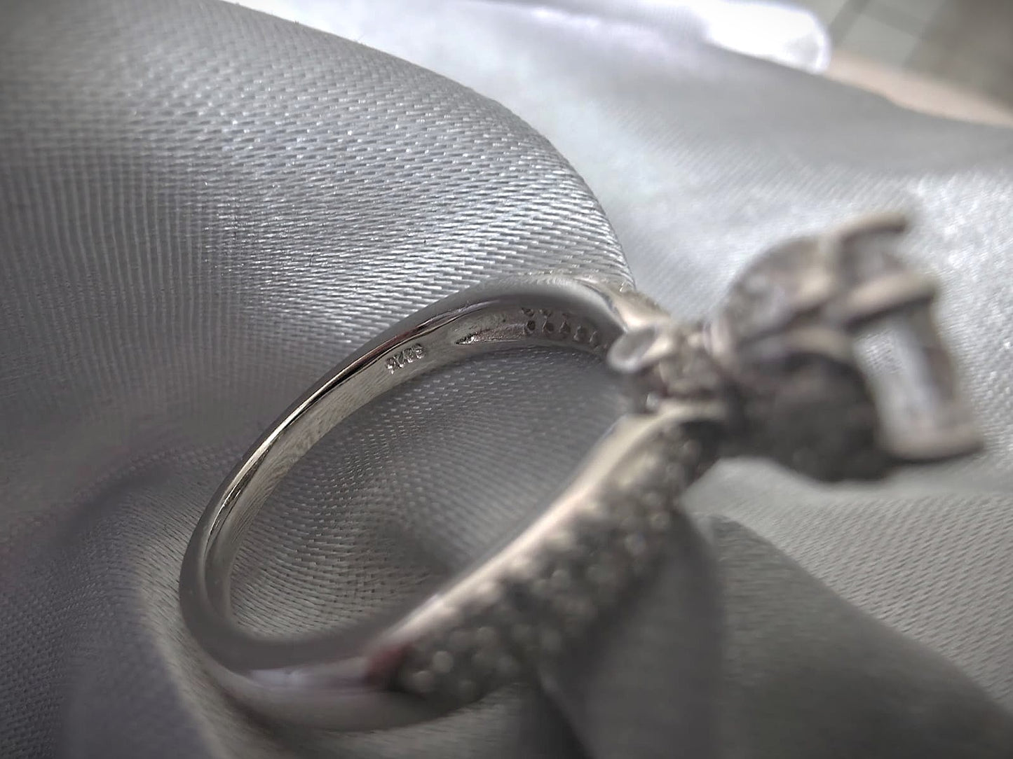 Florencia Bloom Solitaire Silver Ring For Women