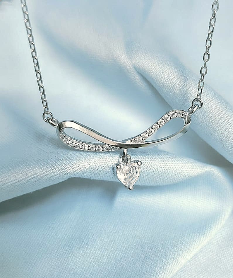 KAAVI Women's Studded Infinity Heart Chain Pendant