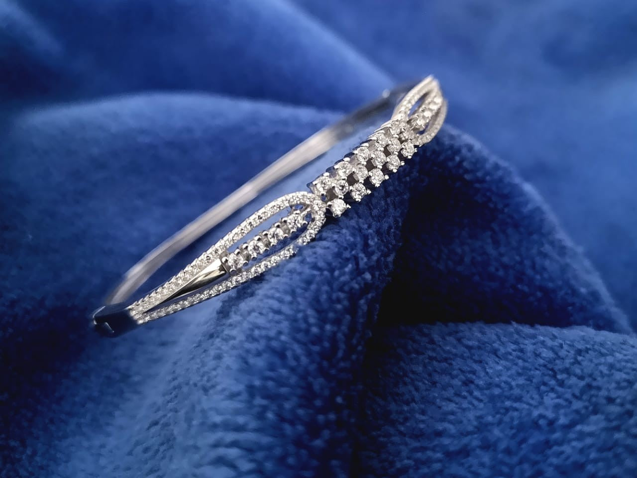 Women Silver Signature Solitaire Pure 925 Silver Bracelet