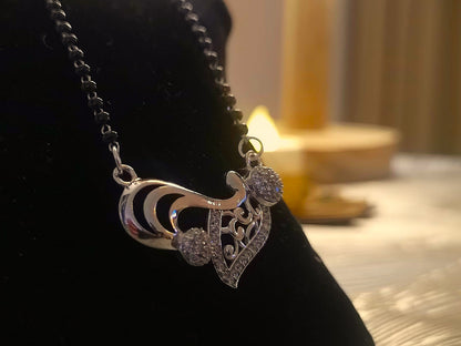 KAAVI Floral Leafy Heart Modern Stylish Pure 925 Silver Mangalsutra