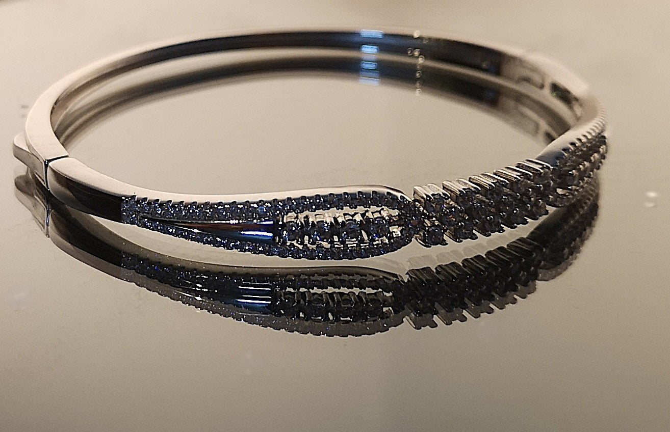 Women Silver Signature Solitaire Pure 925 Silver Bracelet