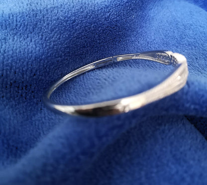 Women Silver Signature Solitaire Pure 925 Silver Bracelet